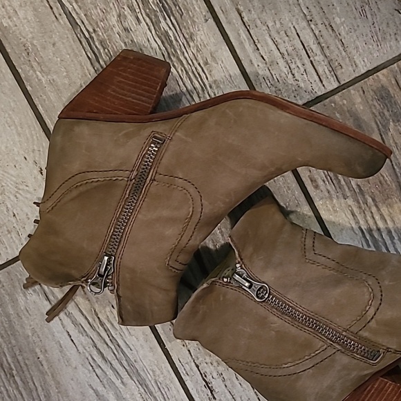 Sam Edelman Louis Louie Taupe Green Suede Leather Fringe Ankle Boots 10 Western - Picture 5 of 14